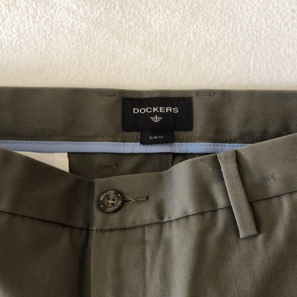 Dockers Dress Pants 34 x 32 - Picture 2 of 4